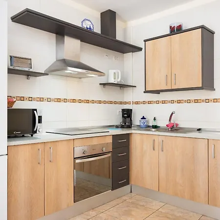 Apartment Home2book Warm Family *
