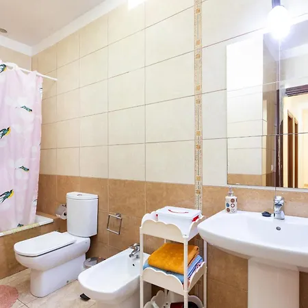 Apartment Home2book Warm Family *