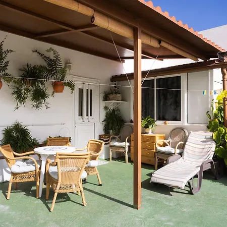 Home2book Warm Family * Guimar