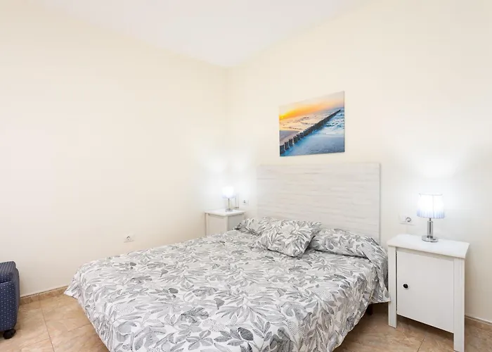 Home2book Warm Family * Güimar