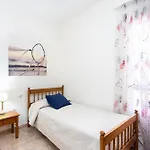 Apartment Home2book Warm Family *