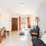 Home2book Warm Family *